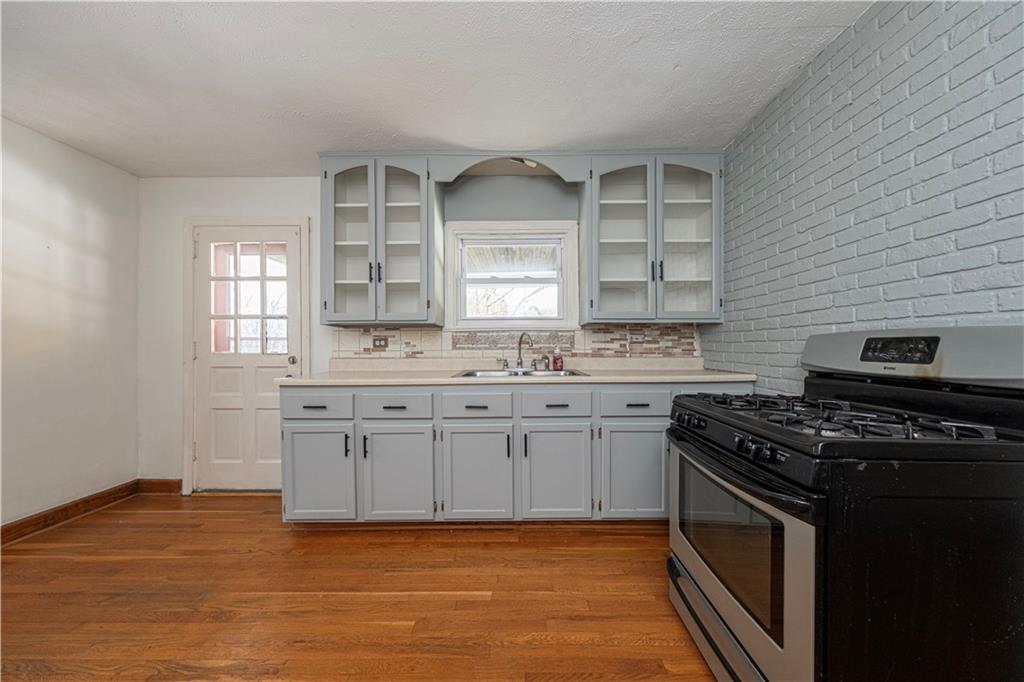 2402 West Main Street Aliquippa, PA 15001 - Photo 6 of 25