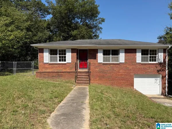 $1,100 | 1812 Etowah Circle, Tarrant, AL 35217