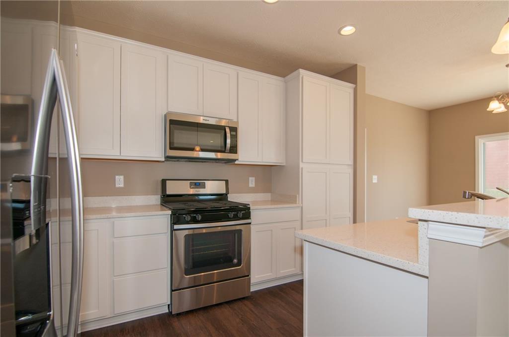 8709 Rowling Way Indianapolis, IN 46239 - Photo 13 of 30