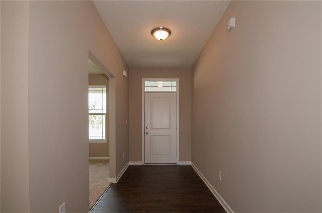 8709 Rowling Way Indianapolis, IN 46239 - Photo 5 of 30