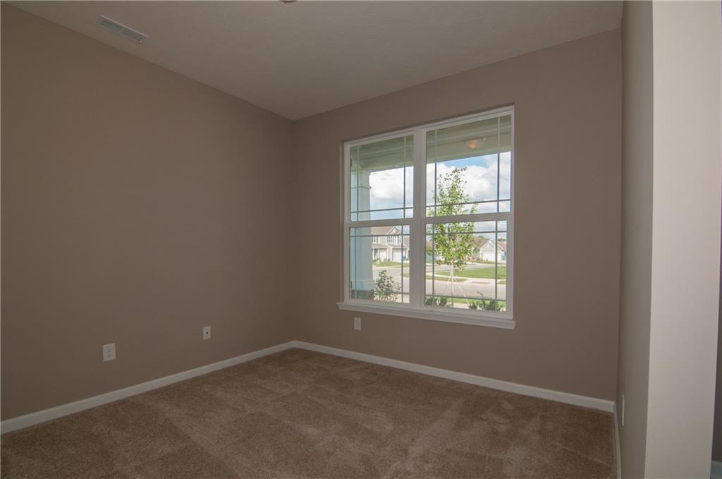 8709 Rowling Way Indianapolis, IN 46239 - Photo 6 of 30