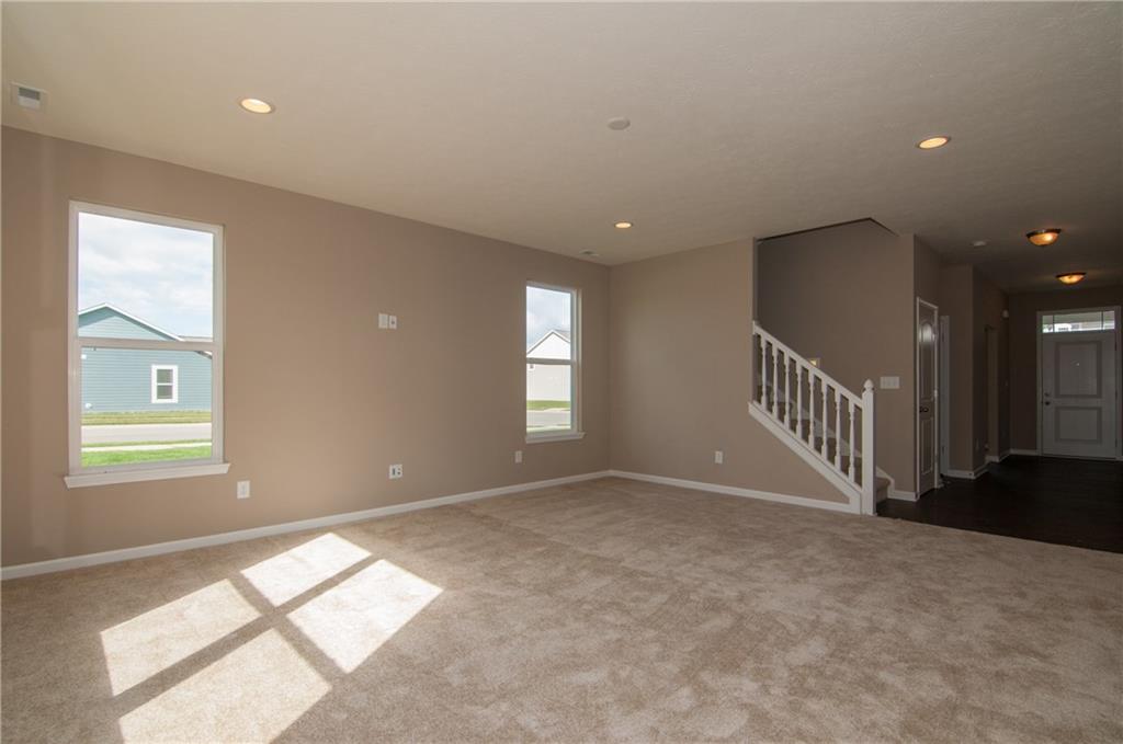 8709 Rowling Way Indianapolis, IN 46239 - Photo 9 of 30
