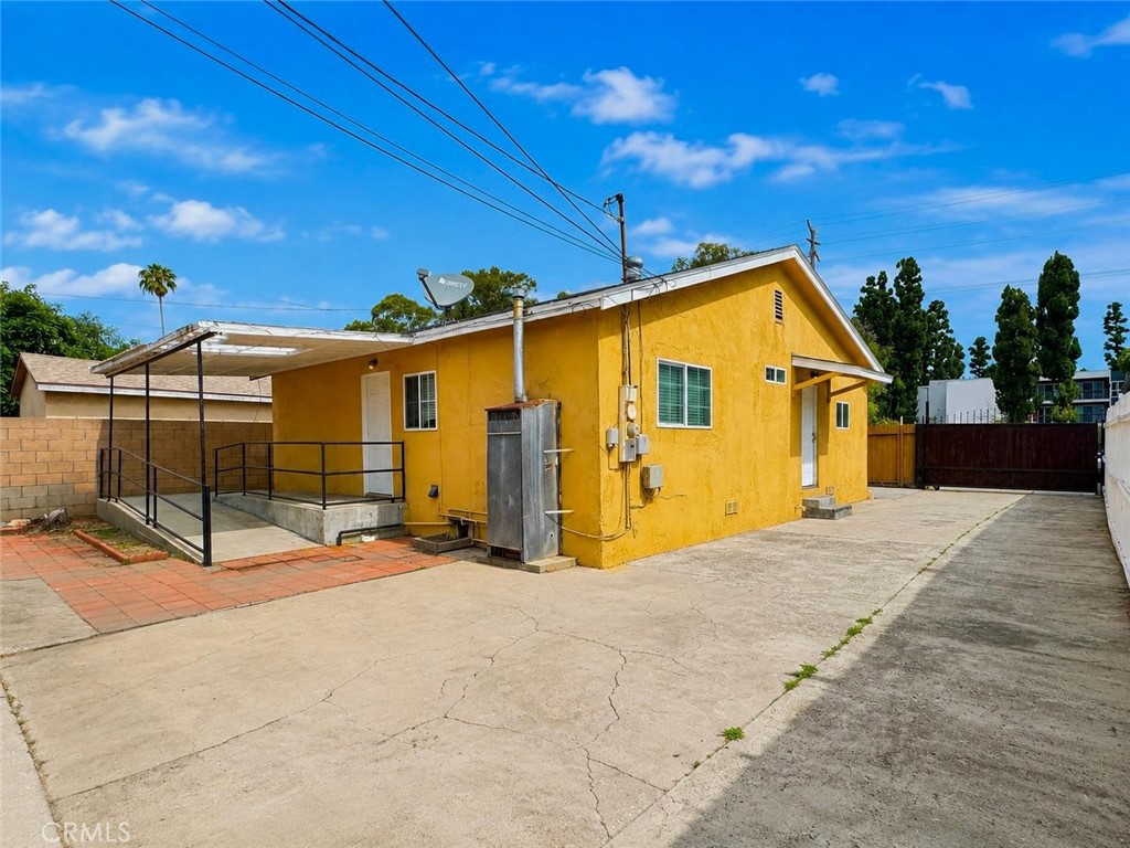 1920 West Spring Street Long Beach, CA 90810 - Photo 6 of 31