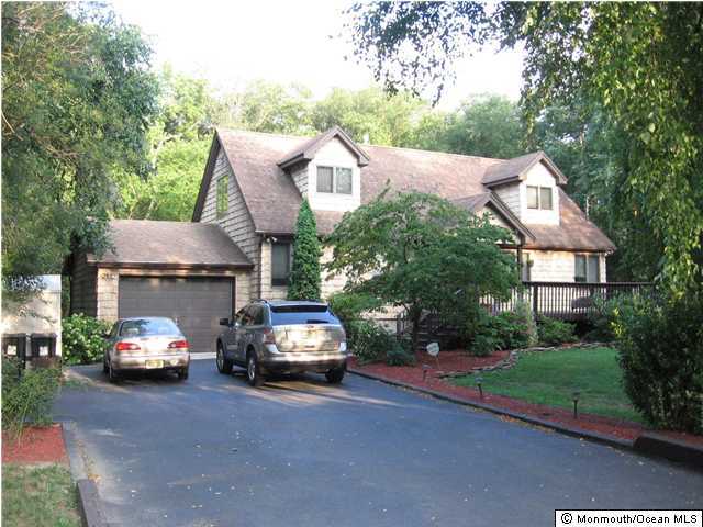 41 Brook Road Howell, NJ 07731 - Photo 1 of 3 Primary Photo