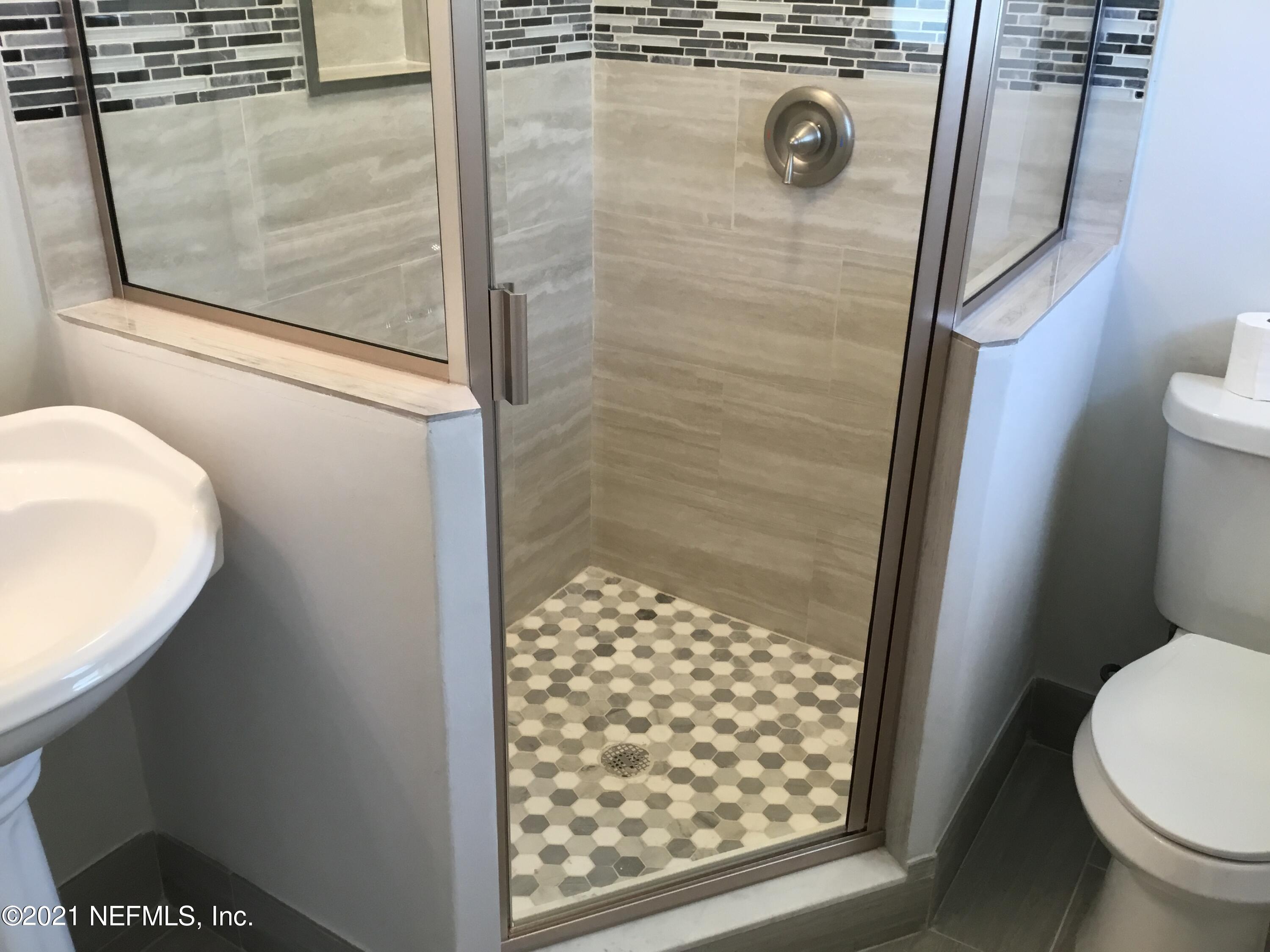 6213 Anvil Road Jacksonville, FL 32277 - Photo 14 of 28 47CFEFEE-099A-4C78-BD6E-02716415F1A9