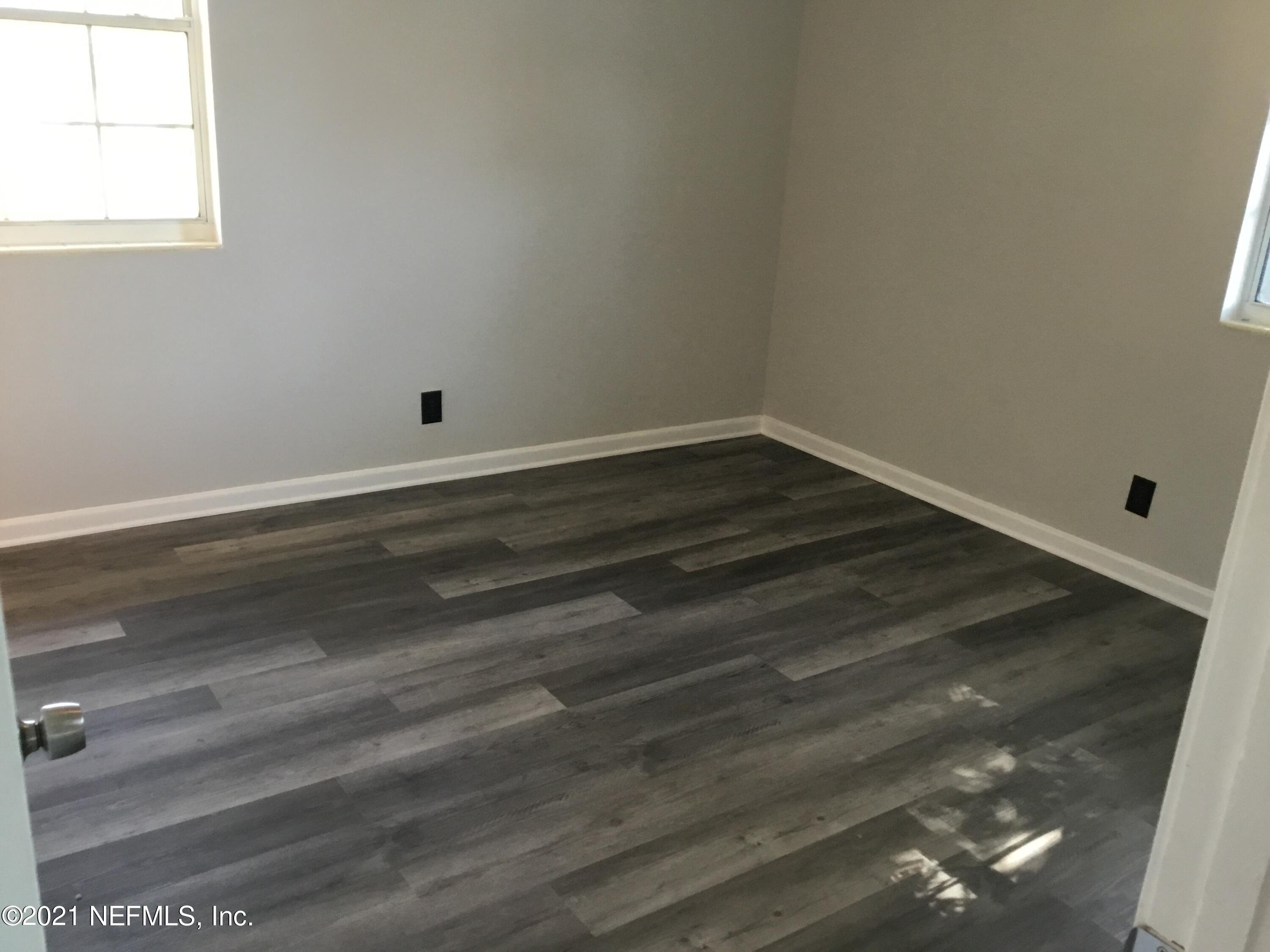 6213 Anvil Road Jacksonville, FL 32277 - Photo 18 of 28 BD1CCB54-BE64-44CA-AC0F-26FF46DF4ADC
