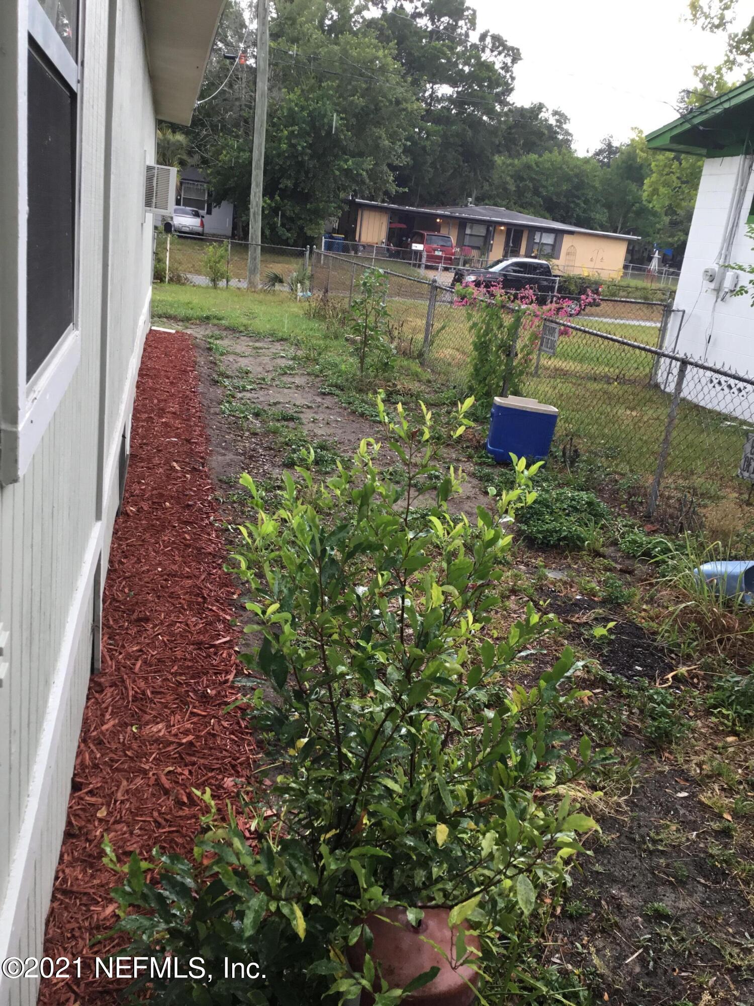 6213 Anvil Road Jacksonville, FL 32277 - Photo 24 of 28 E06D7702-01CC-4423-89CF-CB1E635ACC66