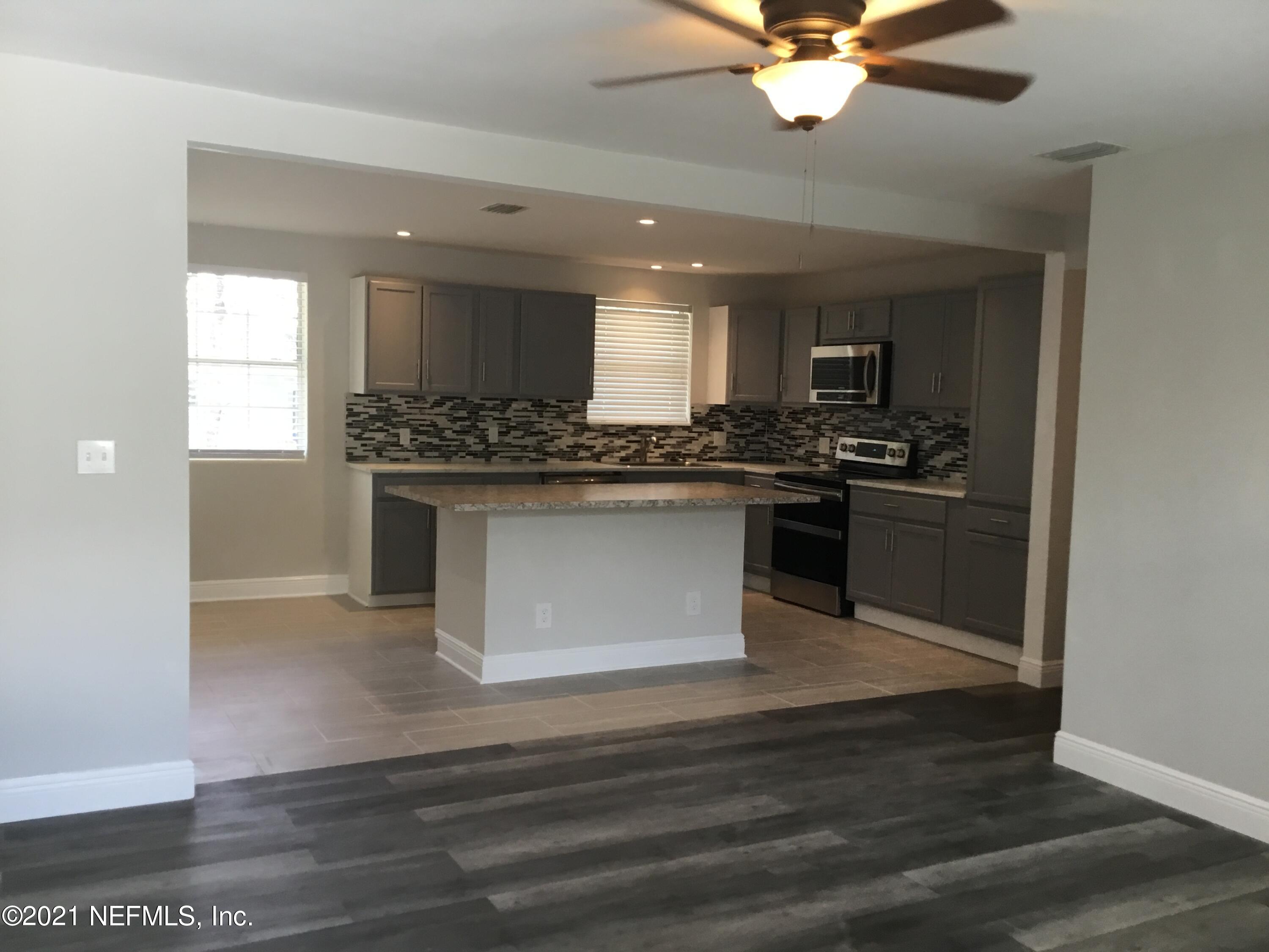 6213 Anvil Road Jacksonville, FL 32277 - Photo 6 of 28 D75D8ED9-5981-4469-82C4-AF2C155369B8