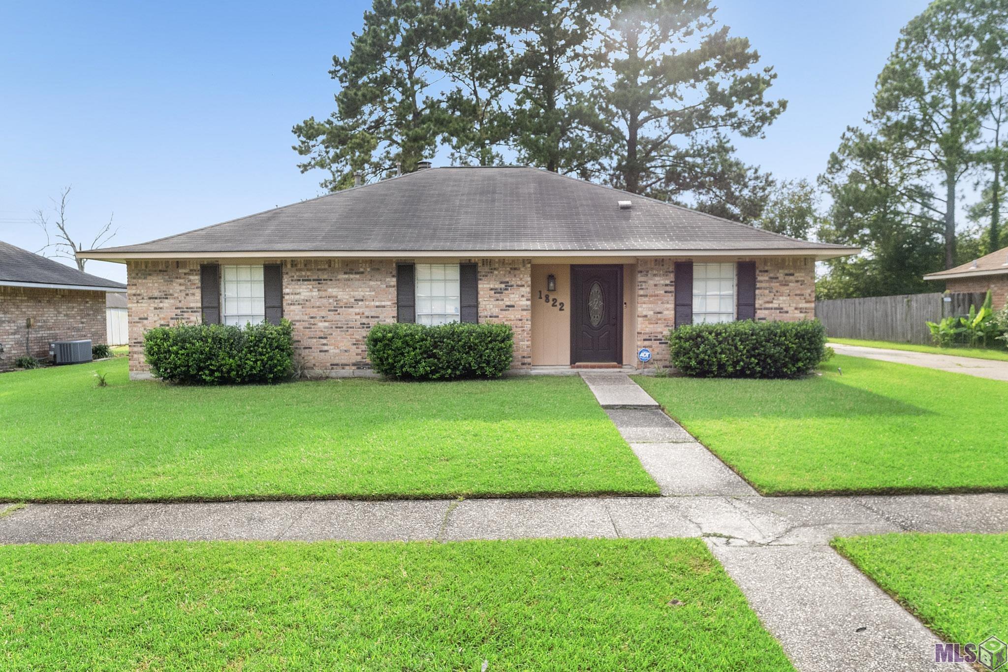 1822 West Marsden Place Baton Rouge, LA 70816 - Photo 2 of 31