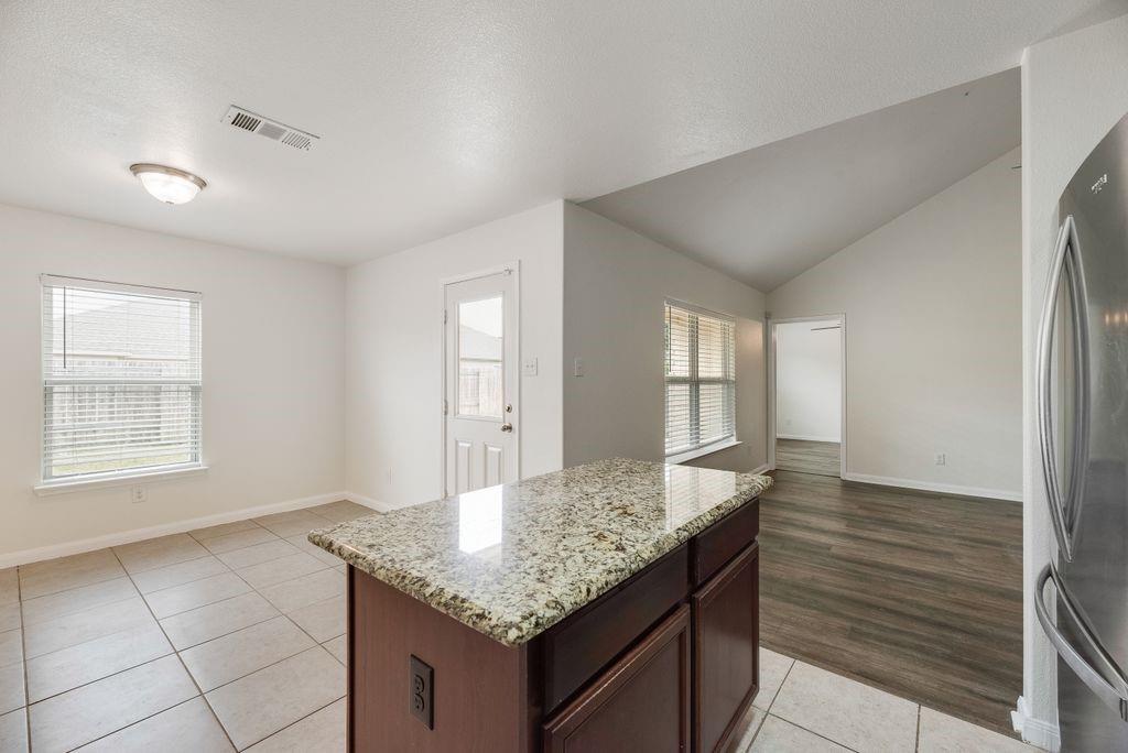 1911 Pilot Point Way Princeton, TX 75407 - Photo 10 of 23