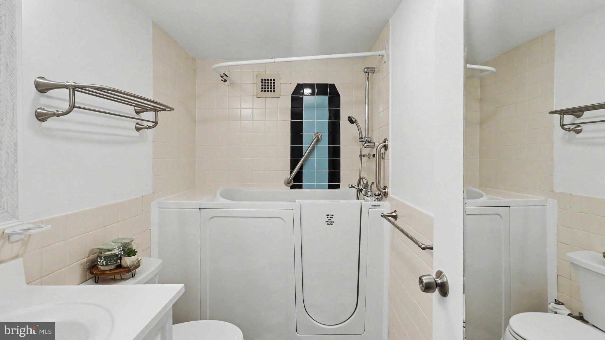 700 7th Street Southwest, Unit 711 Washington, DC 20024 - Photo 30 of 89
