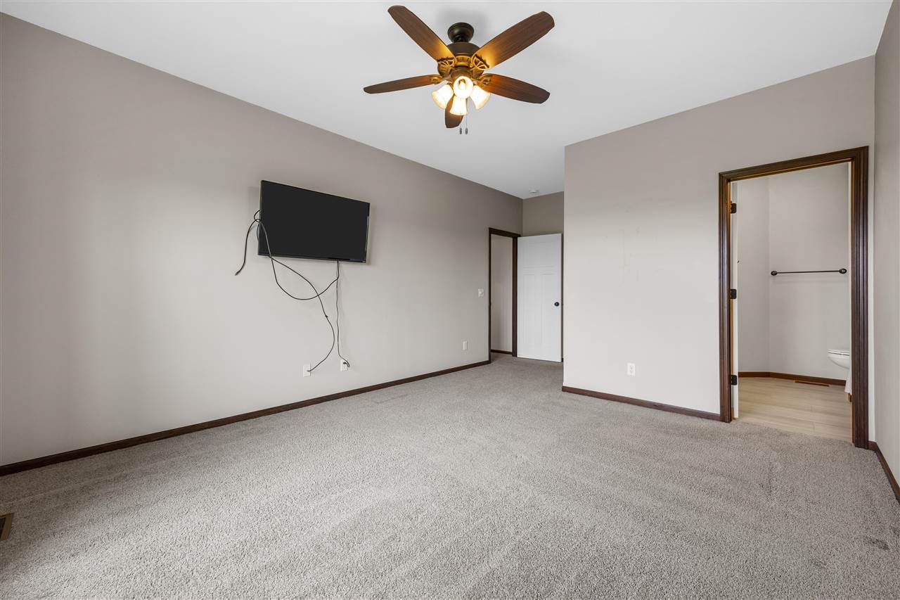 3025 Ridgeview Drive Ely, IA 52227 - Photo 24 of 46 Gallery Image 24