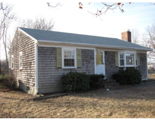 8 Alicia Road Barnstable, MA 02601 - Photo 1 of 3 Gallery Image 1
