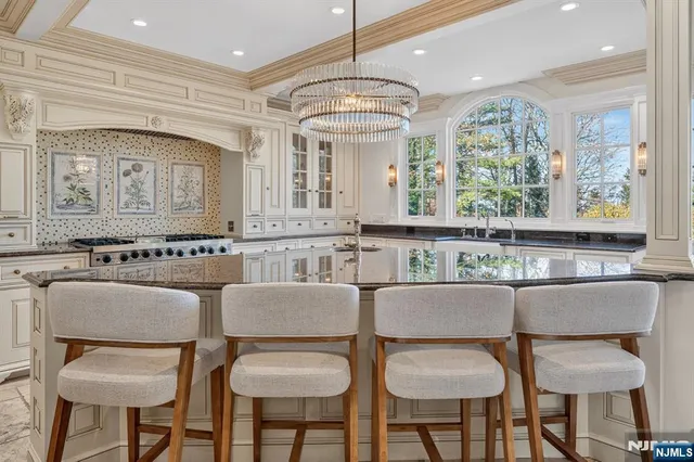 $3,199,000 | 54 Hamilton Drive East, North Caldwell, NJ 07006