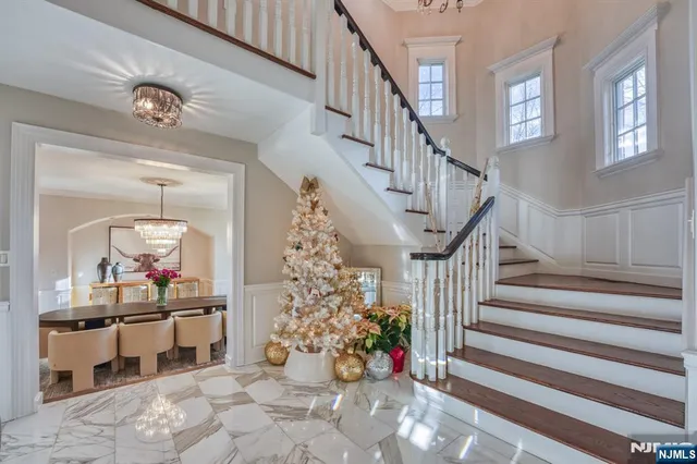 $3,199,000 | 54 Hamilton Drive East, North Caldwell, NJ 07006