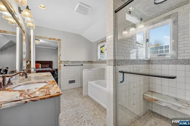 $3,199,000 | 54 Hamilton Drive East, North Caldwell, NJ 07006