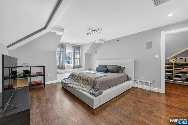 $3,199,000 | 54 Hamilton Drive East, North Caldwell, NJ 07006