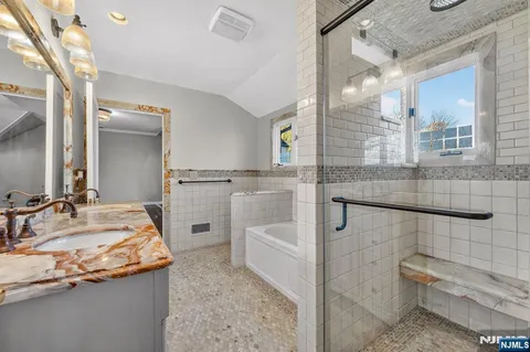 $2,899,000 | 54 Hamilton Drive East, North Caldwell, NJ 07006