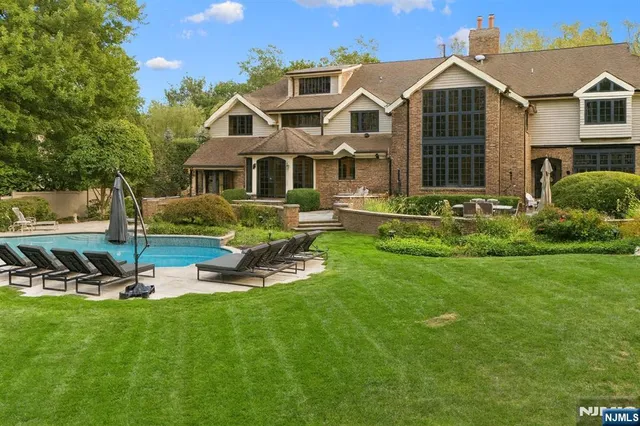 $3,199,000 | 54 Hamilton Drive East, North Caldwell, NJ 07006