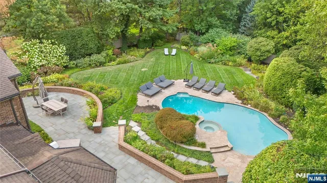 $3,199,000 | 54 Hamilton Drive East, North Caldwell, NJ 07006