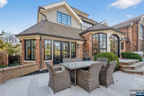 $3,199,000 | 54 Hamilton Drive East, North Caldwell, NJ 07006