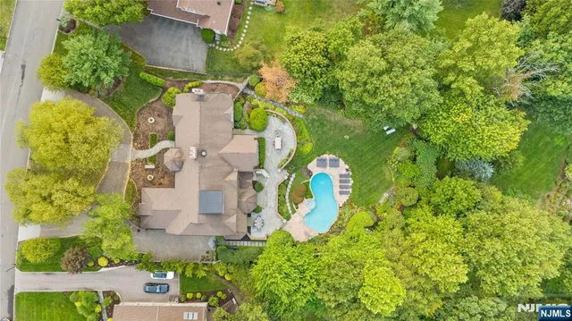 $3,199,000 | 54 Hamilton Drive East, North Caldwell, NJ 07006