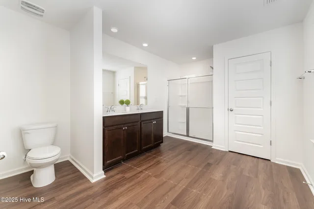 $416,000 | 645 Thomas Gage Drive, Fuquay-Varina, NC 27526