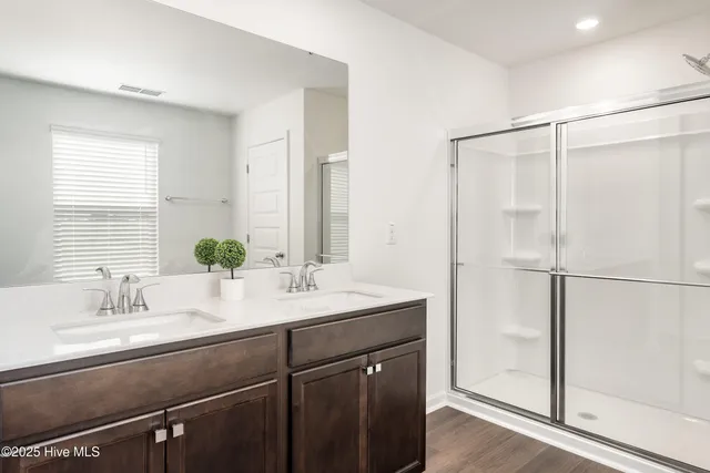 $416,000 | 645 Thomas Gage Drive, Fuquay-Varina, NC 27526