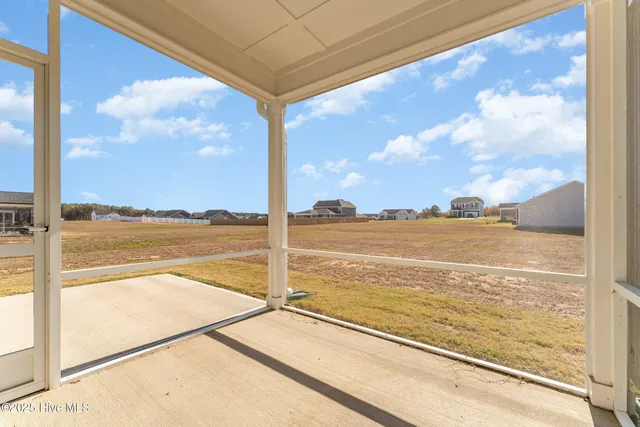 $416,000 | 645 Thomas Gage Drive, Fuquay-Varina, NC 27526