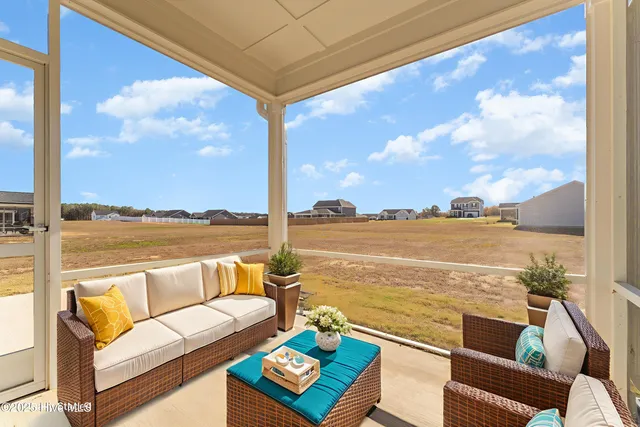 $416,000 | 645 Thomas Gage Drive, Fuquay-Varina, NC 27526