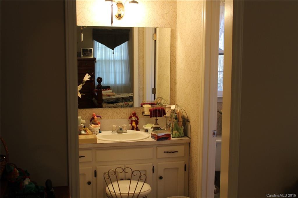 1683 Hensley Road Fort Mill, SC 29715 - Photo 13 of 15 Gallery Image 13