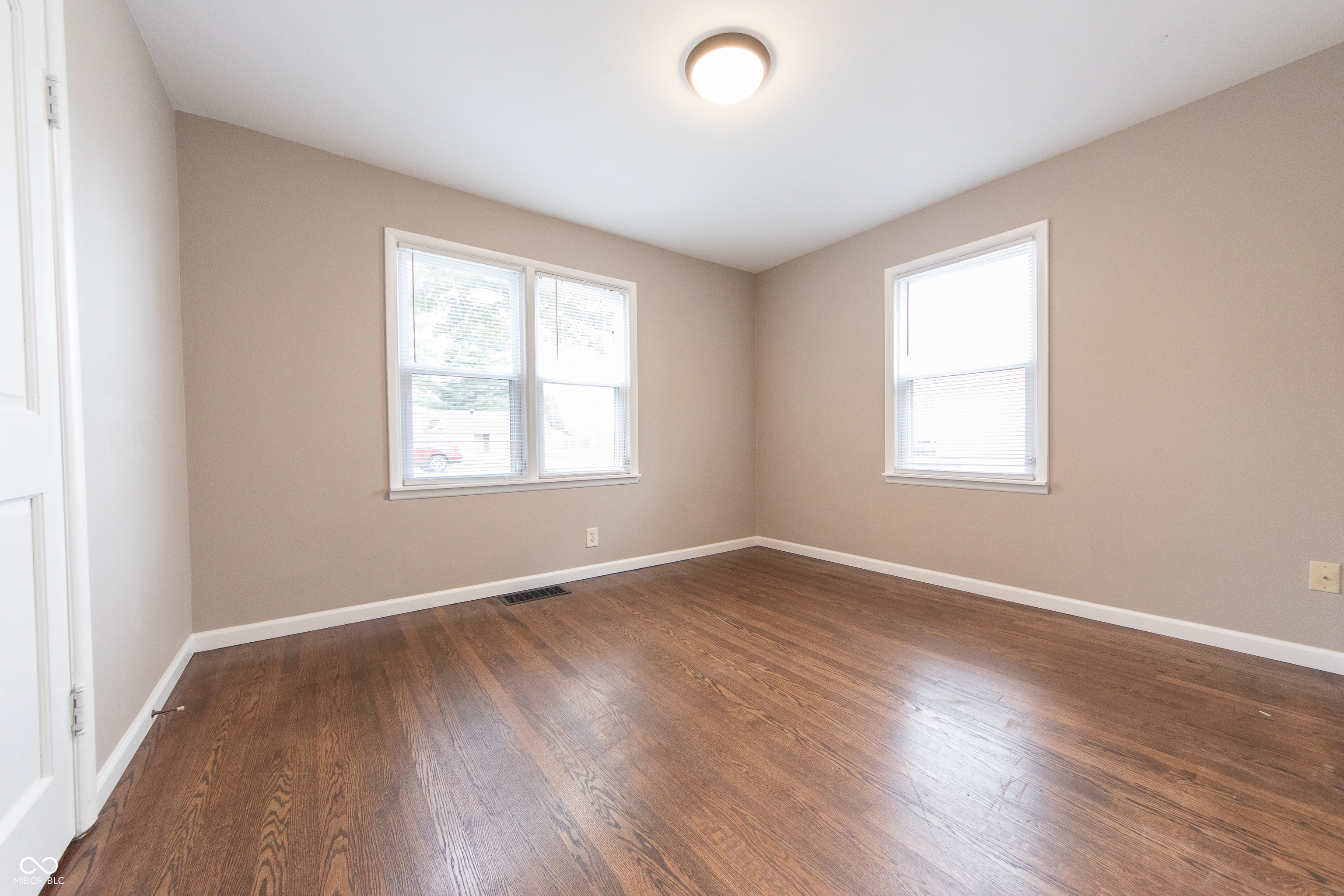 1609 Meridian Street Columbus, IN 47201 - Photo 11 of 19