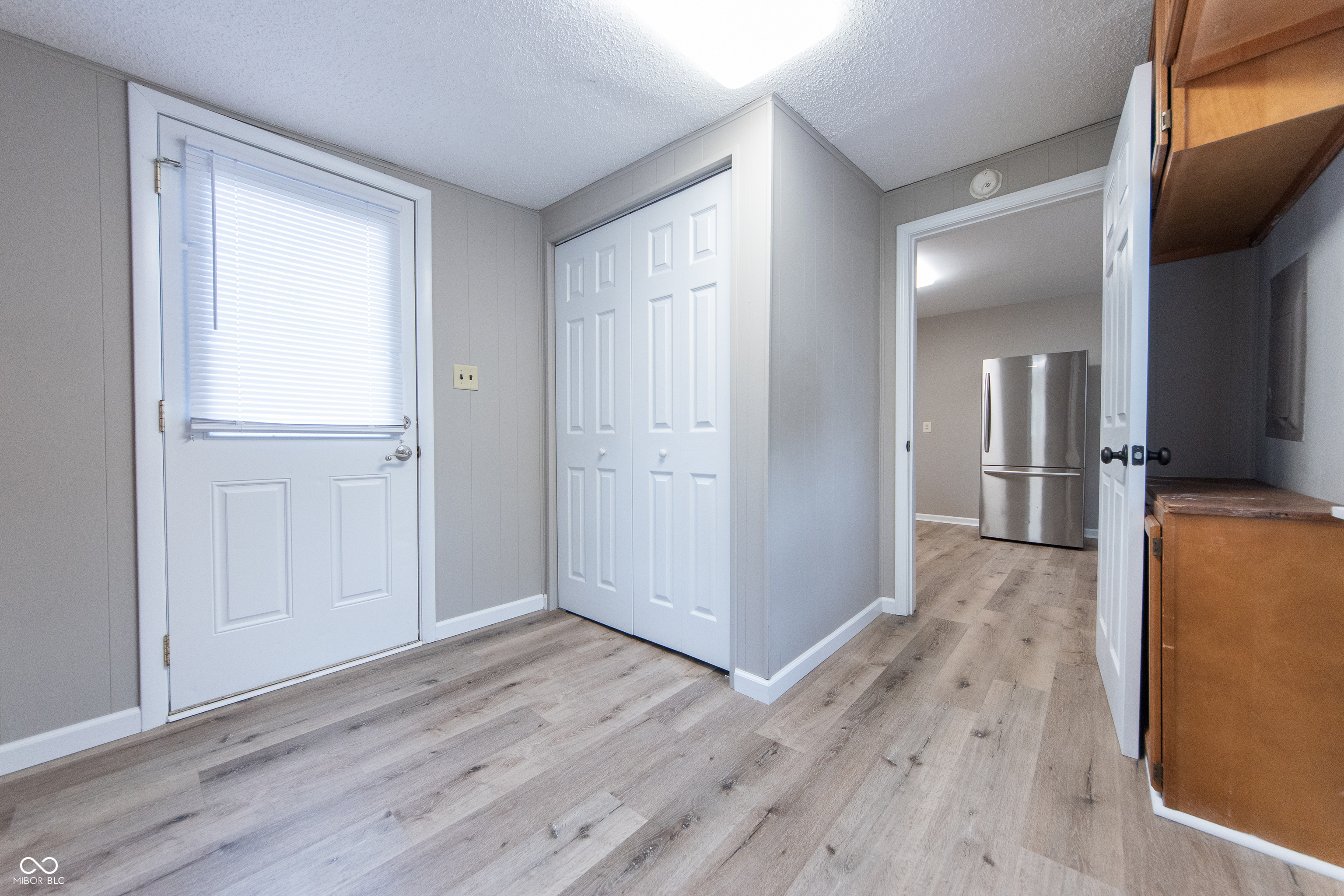 1609 Meridian Street Columbus, IN 47201 - Photo 5 of 19