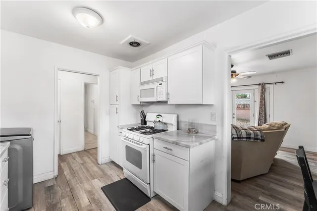 $345,000 | 1354 West Jenner, Lancaster, CA 93534