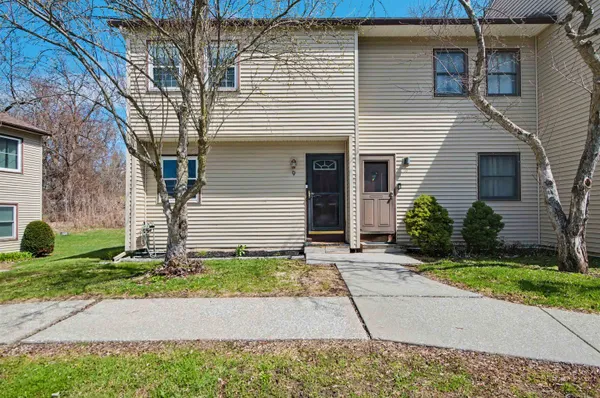 $269,500 | 9 Cherry Tree Court, St. Albans, VT 05478