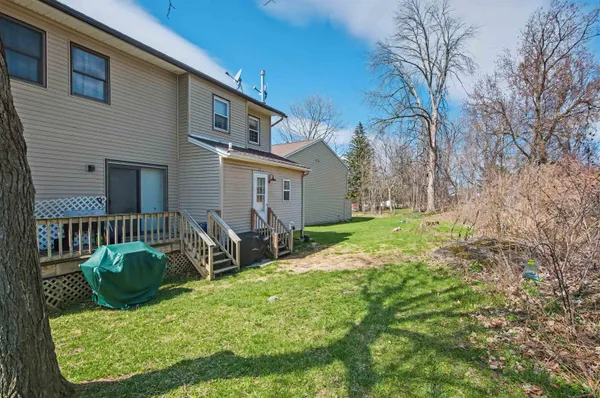 $269,500 | 9 Cherry Tree Court, St. Albans, VT 05478
