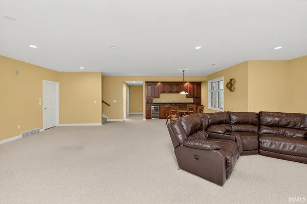 $674,900 | 3327 Bridgetown Road, Bristol, IN 46507