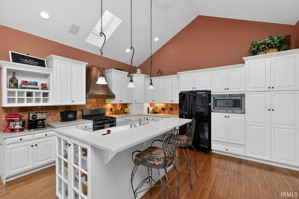 $599,900 | 3327 Bridgetown Road, Bristol, IN 46507