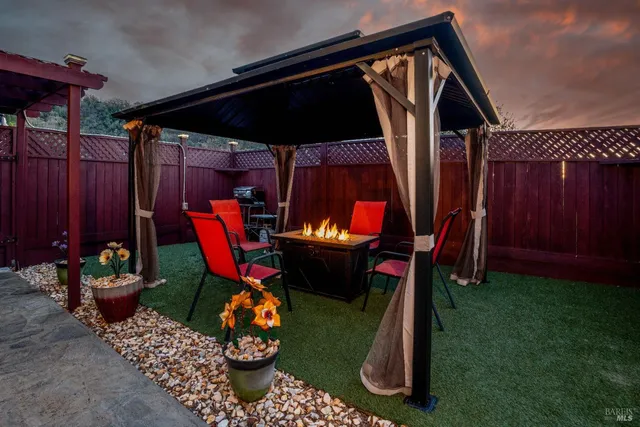 a house view with a outdoor space