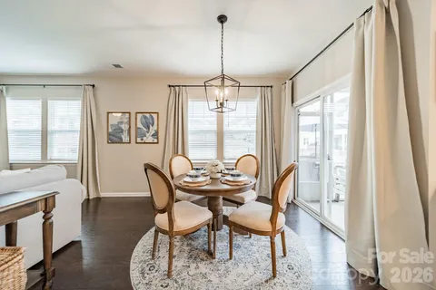 $575,000 | 814 Braddock Way, Fort Mill, SC 29715