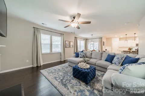 $575,000 | 814 Braddock Way, Fort Mill, SC 29715