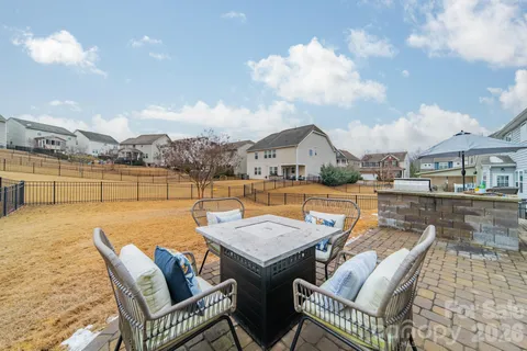 $575,000 | 814 Braddock Way, Fort Mill, SC 29715
