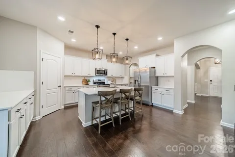 $575,000 | 814 Braddock Way, Fort Mill, SC 29715