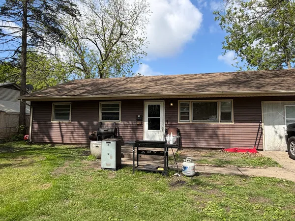 $99,900 | 1503 Garden Hills Drive, Champaign, IL 61821