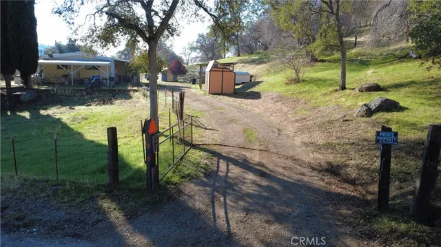 $189,500 | 46918 Creekside Road, Squaw Valley, CA 93675