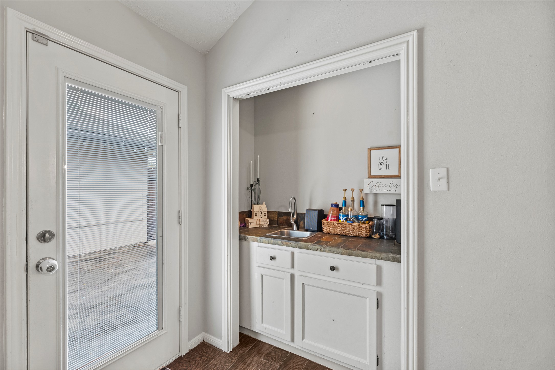 24902 Butterwick Drive Spring, TX 77389 - Photo 14 of 24 Wet Bar for entertaining.