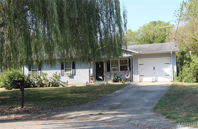 $153,419 | 861 Jessica Street, Jackson, MO 63755
