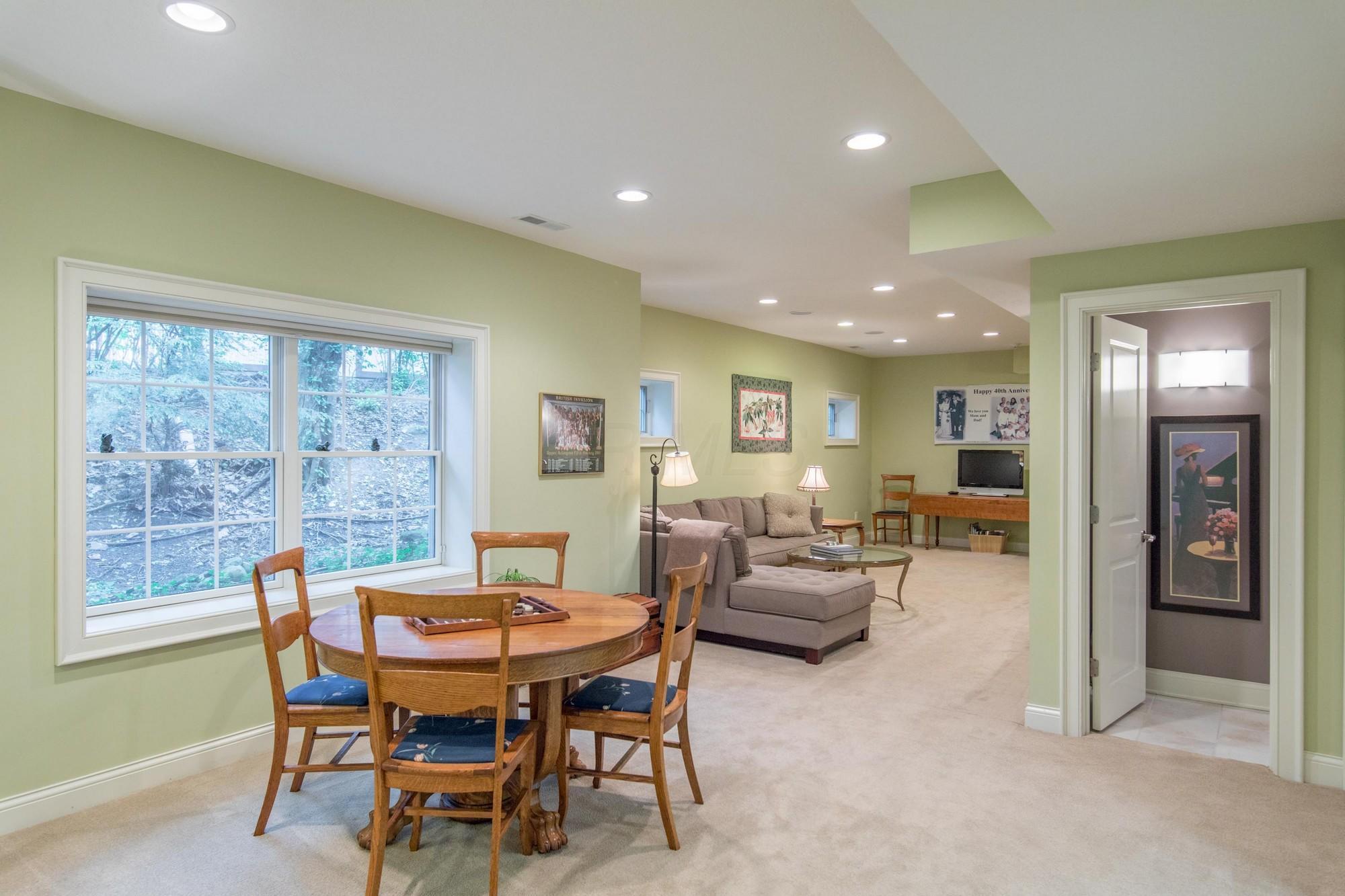 1578 Roxbury Road Columbus, OH 43212 - Photo 42 of 48