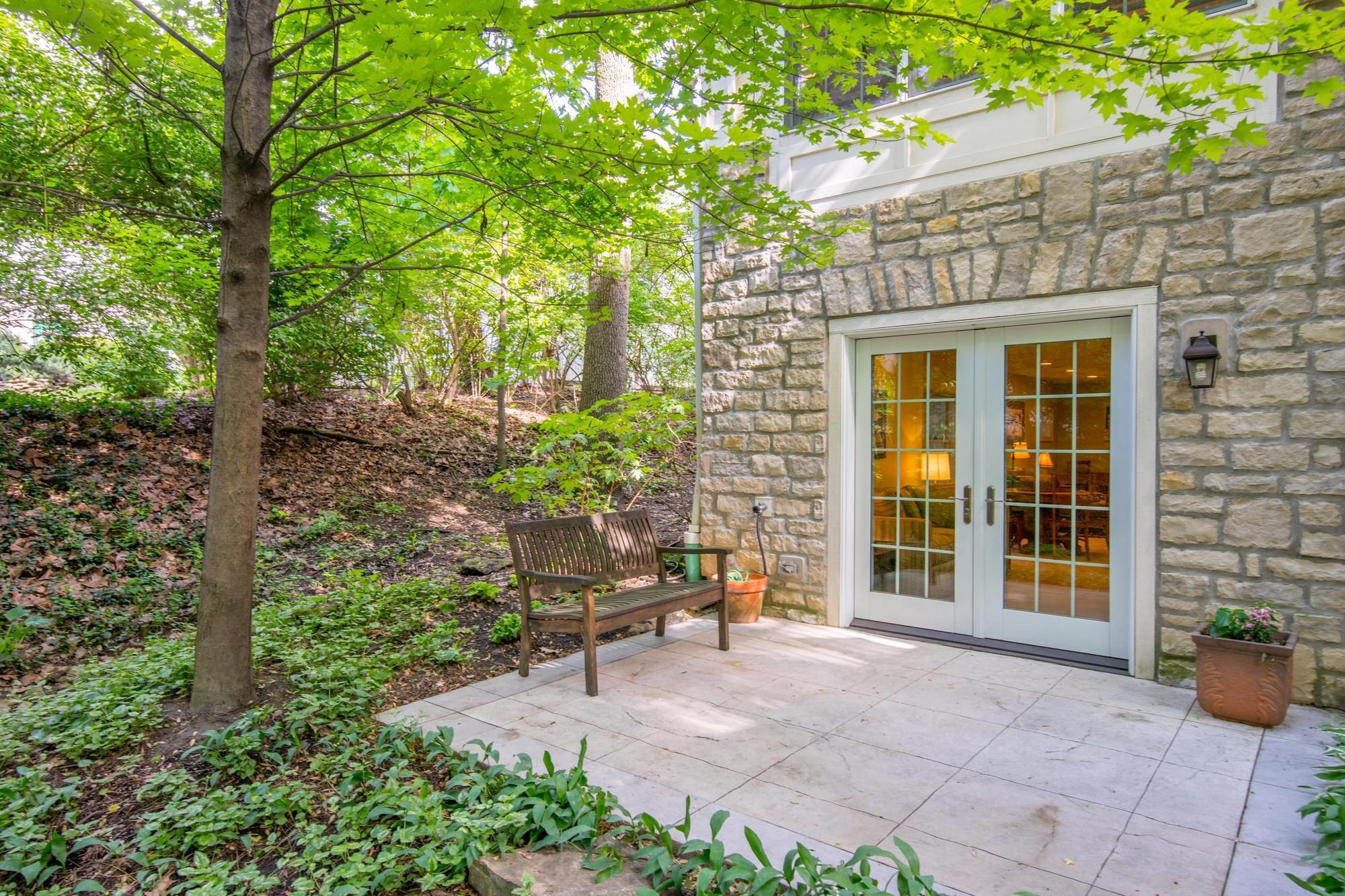 1578 Roxbury Road Columbus, OH 43212 - Photo 44 of 48