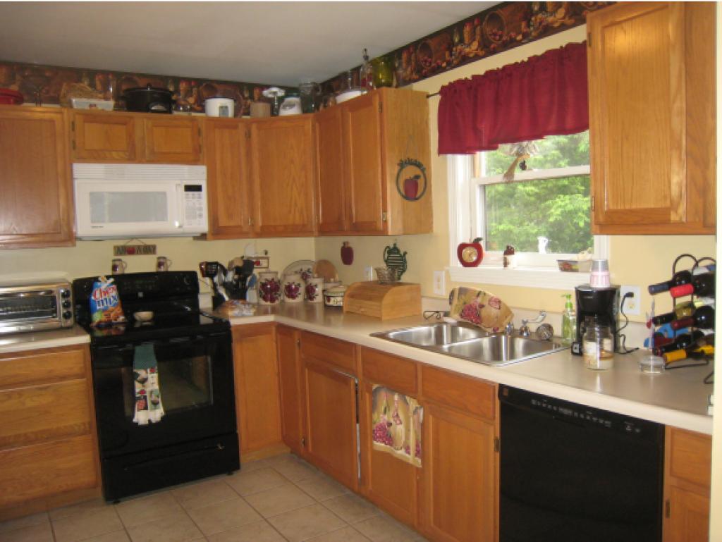 109 Truell Road Hartford, VT 05001 - Photo 4 of 14 Gallery Image 4